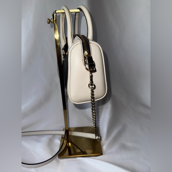 COACH CROSSBODY NAVY BLUE AND WHITE BRAND NEW - Picture 5 of 6